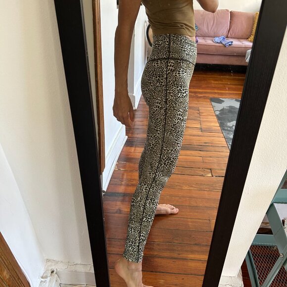 Unique animal print Nike leggings - Picture 4 of 5